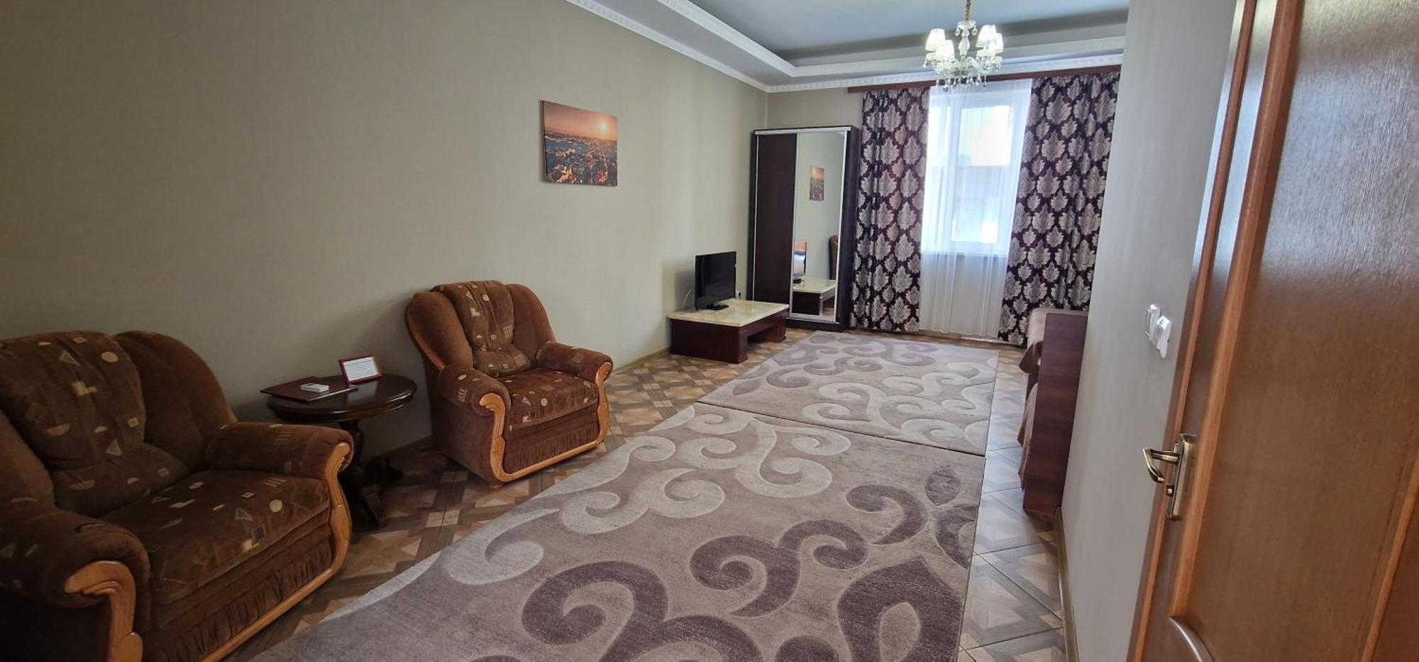 Chernivtsi Apartments Ngoại thất bức ảnh